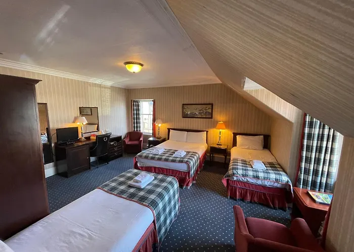Family Hotel: Lovat Arms Hotel